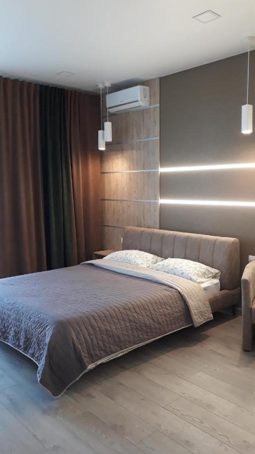 Чудова Квартира В Центрі Міста Rivne Extérieur photo